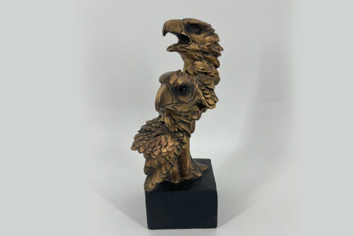 Pair of Eagles Sculpture - Image 2